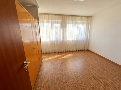2-Zimmer-Wohnung mieten in Linz – 80 m², € 1.230 – Bild 14 von 16