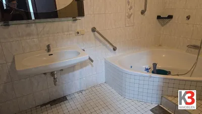 9-Zimmer-Immobilie kaufen in Ried im Innkreis – 313 m², € 499.000 – Bild 6 von 8