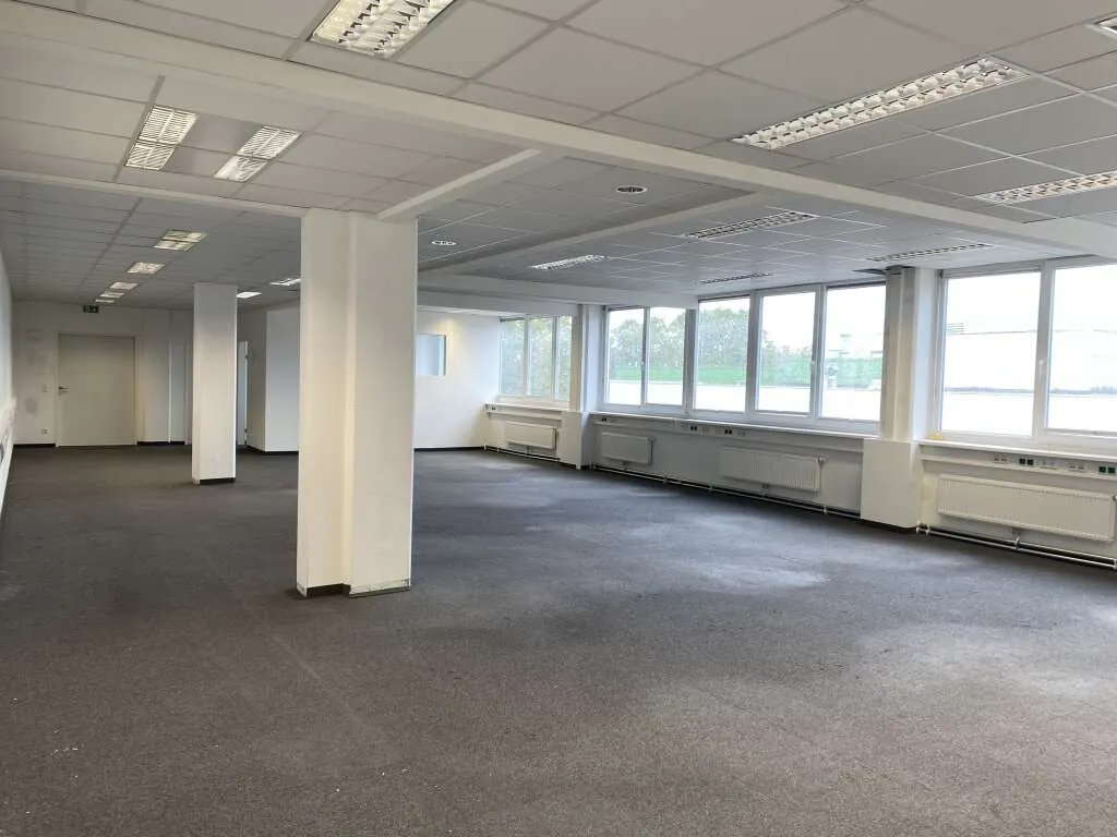 HELLE BÜROFLÄCHEN - NÄHE ALPENSTRASSE - Вид 3
