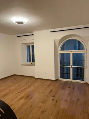 2-Zimmer-Wohnung kaufen in Hallein – 125 m², € 230.000 – Bild 2 von 24