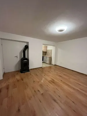 2-Zimmer-Wohnung kaufen in Hallein – 125 m², € 230.000