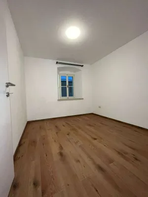 2-Zimmer-Wohnung kaufen in Hallein – 125 m², € 230.000 – Bild 7 von 24