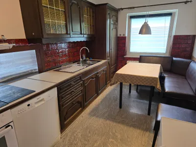 6-Zimmer-Haus mieten in Baden – 164 m², € 1.800 – Bild 12 von 24
