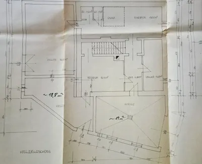 8-Zimmer-Haus kaufen in Neunkirchen – 382 m², € 449.000 – Bild 23 von 26