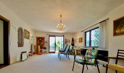 8-Zimmer-Haus kaufen in Neunkirchen – 382 m², € 449.000 – Bild 5 von 26