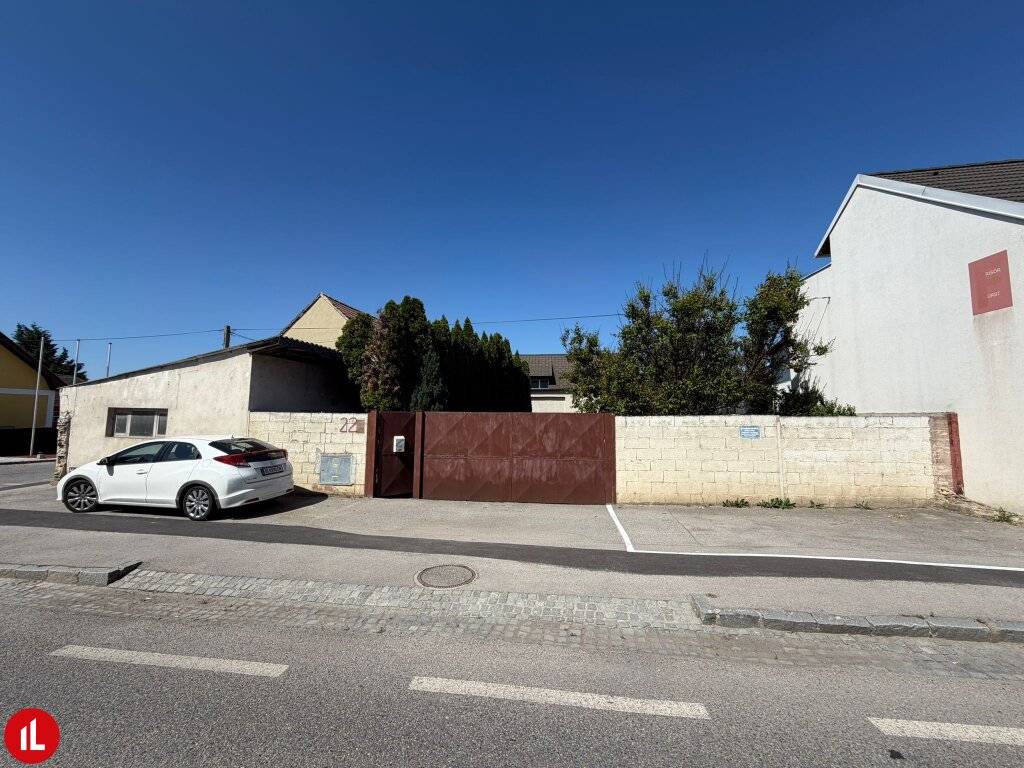 Großzügige Liegenschaft auf 775 m² Eckgrundstück | viel Platz, Nebengebäude & Entwicklungspotenzial - Ansicht 3