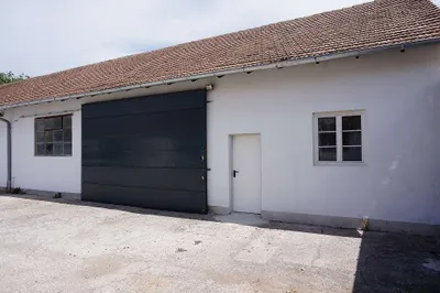 Gewerbeimmobilie mieten in Neunkirchen – 120 m², € 708 – Bild 3 von 6