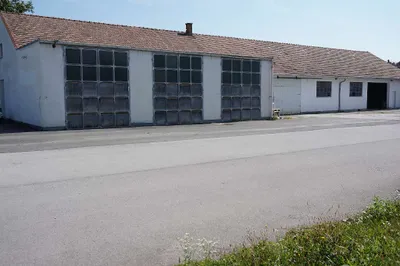 Gewerbeimmobilie mieten in Neunkirchen – 120 m², € 708