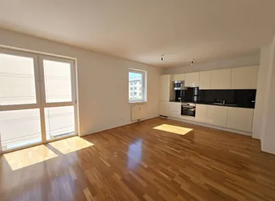 Komfortable 2-Zimmer-Wohnung mit Lift und großzügiger Wohnküche -- Frömmlgasse – Bild 2
