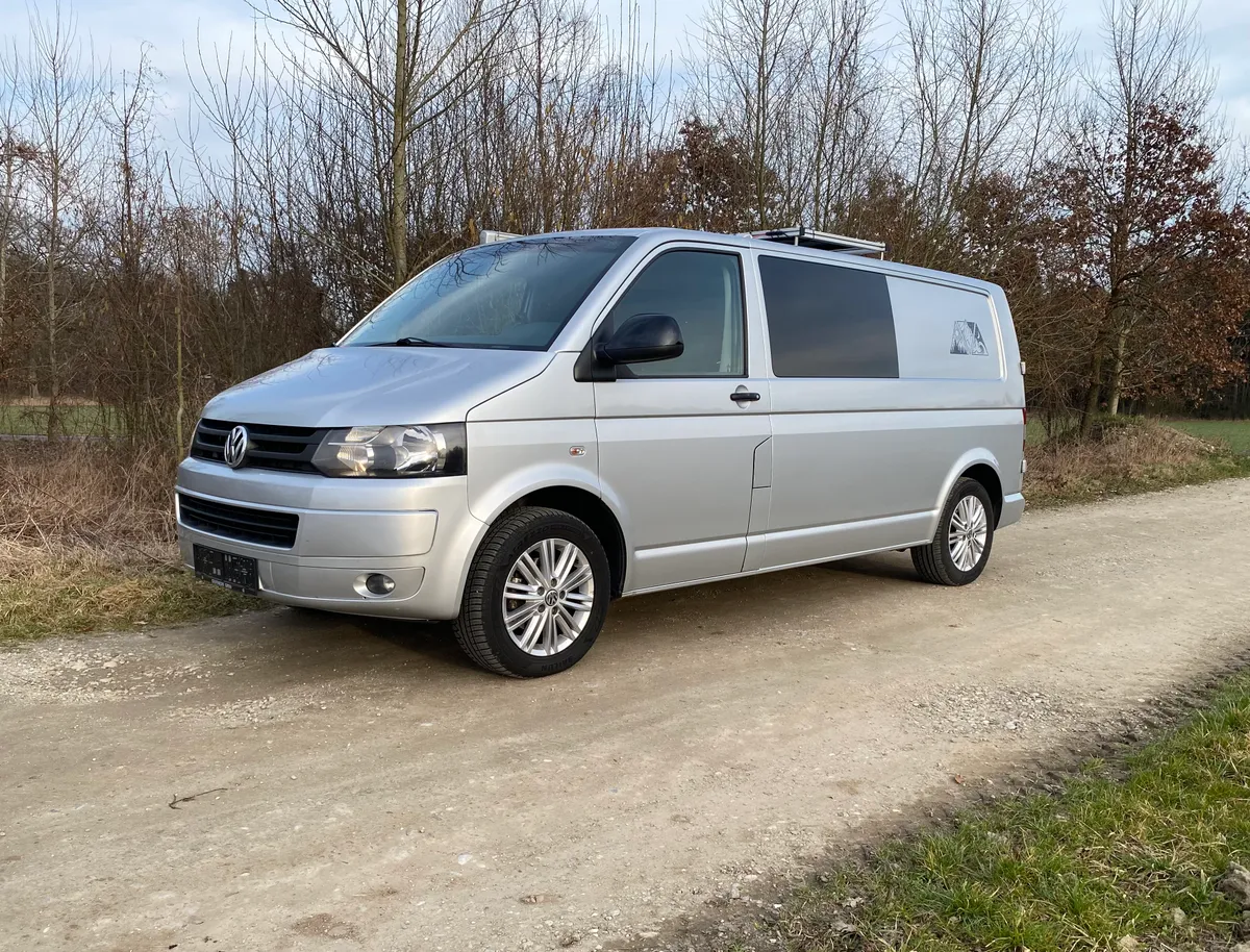 VW T5 Camper, liebevoll ausgebaut, autark PV-Anlage