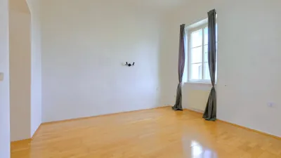 2-Zimmer-Wohnung kaufen in Baden – 41 m², € 260.000 – Bild 2 von 11