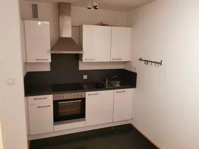 1-Zimmer-Wohnung mieten in Salzburg Stadt – 30 m², € 750 – Bild 2 von 5