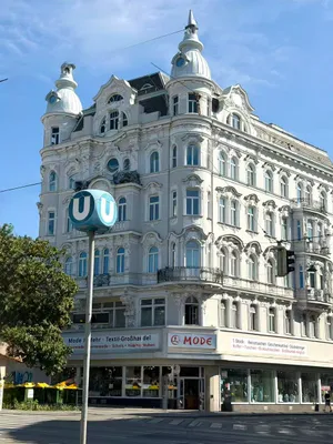 Gewerbeimmobilie mieten in Wien – 536 m², € 8.100