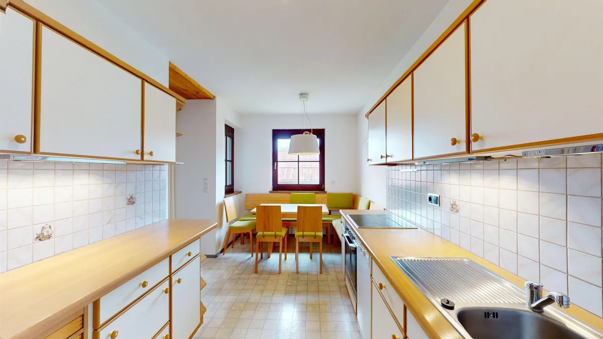 Dachgeschoßwohnung in Ruhelage - Ansicht 2