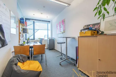 Gewerbeimmobilie mieten in Linz – 1 100 m², € 20.625 – Bild 4 von 9