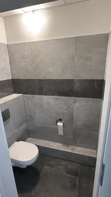 4-Zimmer-Gewerbeimmobilie mieten in Baden – 140 m², € 2.000 – Bild 10 von 11