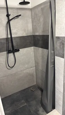 4-Zimmer-Gewerbeimmobilie mieten in Baden – 140 m², € 2.000 – Bild 6 von 11