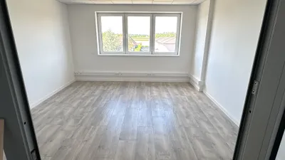 4-Zimmer-Gewerbeimmobilie mieten in Baden – 140 m², € 2.000 – Bild 4 von 11