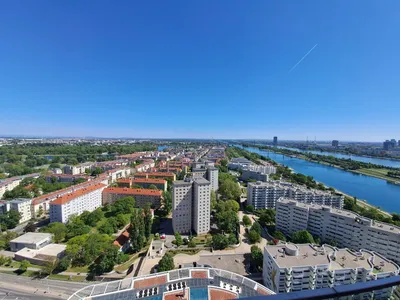 EXKLUSIVES UND CHARMANTES WOHNEN NAHE AM WASSER MIT ATEMBERAUBENDEM AUSBLICK & VIELEN ANNEHMLICHKEITEN – Bild 3