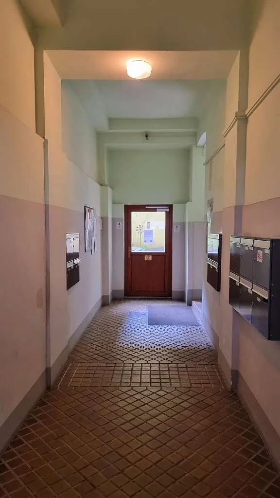 PROVISIONSFREI - ZINSHAUS inkl. Rohdachboden in 1160 Wien, Nähe Thaliastraße zu verkaufen - Ansicht 2