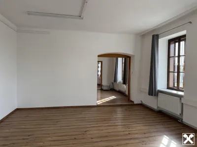 6-Zimmer-Gewerbeimmobilie mieten in Zwettl – 110 m², € 830 – Bild 3 von 4