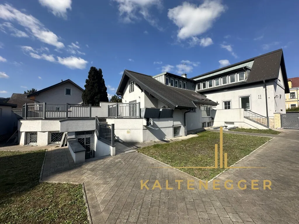 Sonnenbeschienenes Grundstück mit Blick auf die Hohe Wand - ein ländliches Mehrfamilienhaus und ein Einfamilienhaus, Markt Piesting