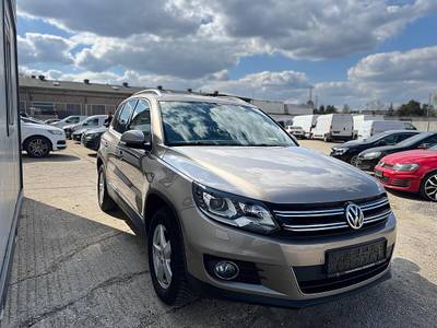 VW Tiguan 2,0 TDI BMT 4Motion Sky DPF DSG 1.Besitz