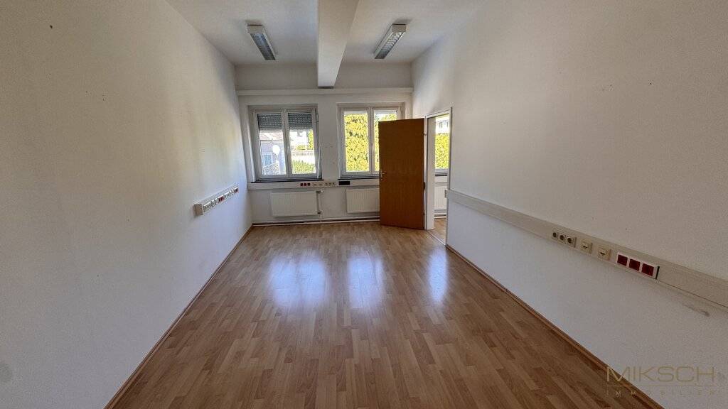 Letzten zwei Büroräume I EUR 460,- monatlich - inklusive Betriebskosten, Heizkosten und USt. I Top-Lage I St. Pölten I flexibel anmietbar ab 30m² - Ansicht 2