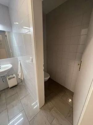 6-Zimmer-Gewerbeimmobilie mieten in Wien – 236 m², € 4.250 – Bild 33 von 47