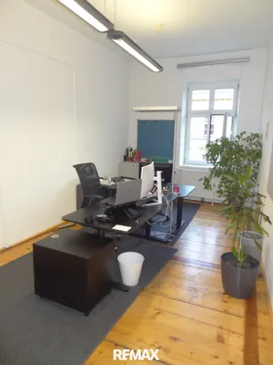5-Zimmer-Gewerbeimmobilie mieten in Innsbruck – 163 m² – Bild 2 von 4