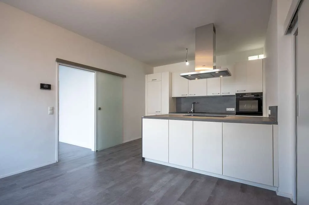 Einfamilienhaus mit großen Lagerflächen - generalsaniert - mit uneinsehbarem Hof! Erstbezug! - Visning 2
