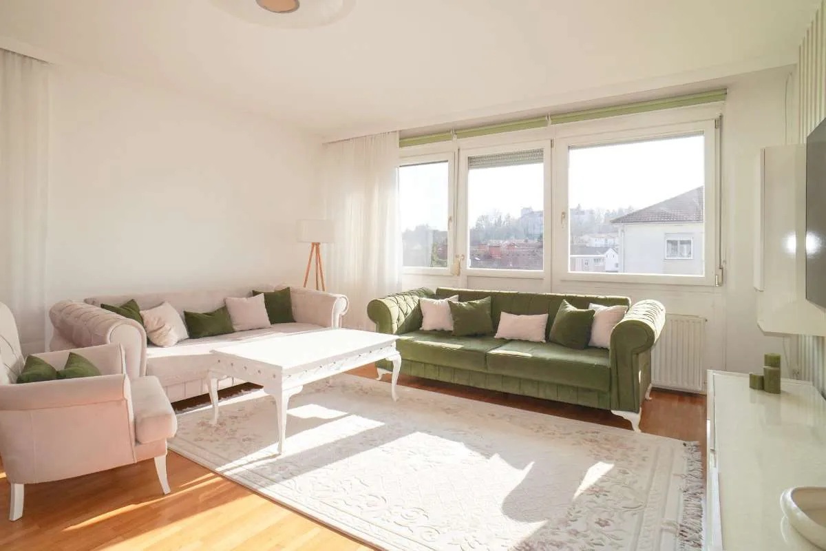 Sonnige 4-Zimmer-Wohnung in beliebter Lage in Fürstenfeld - Widok 3