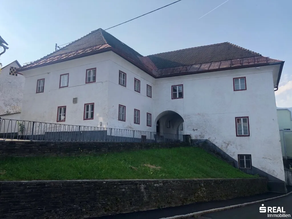 Historisches Miklitschhaus in Ferlach - Denkmalgeschütztes Ensemble mit außergewöhnlichem Entwicklungspotenzial - Ansicht 2