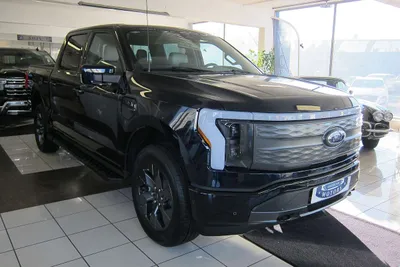 Ford F-Serie F-150 Lightning Lariat Elektro 4x4 SOFORT Pickup
