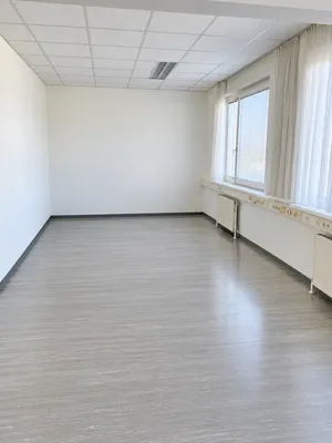 Gewerbeimmobilie mieten in Wels – 150 m², € 1.500 – Bild 7 von 12