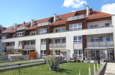 Wohnung mieten in Hollabrunn – 74,24 m², € 978 – Bild 2 von 3