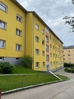 3-Zimmer-Wohnung kaufen in Vöcklabruck – 80 m², € 259.000 – Bild 1 von 17