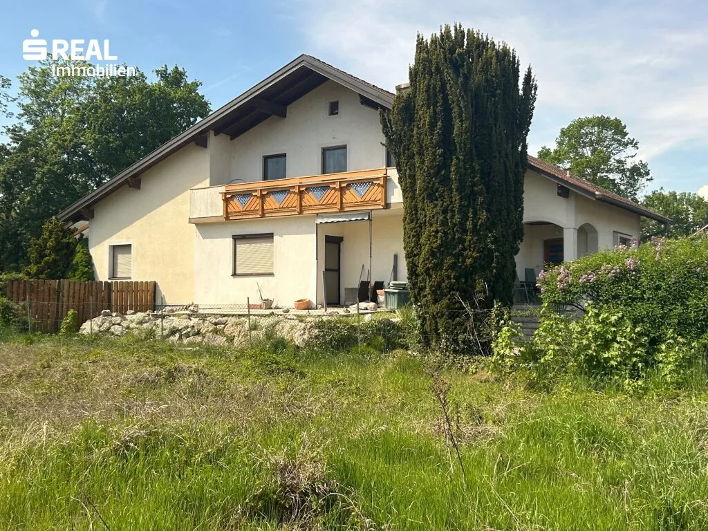 Großzügiges Wohnhaus mit zwei Wohneinheiten - Ansicht 3