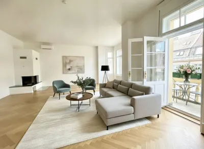 ERSTBEZUG NACH GENERALSANIERUNG! Wunderschöne 4-Zimmer Altbauwohnung mit Kamin & Balkon nahe Wien Mitte/1030! – Bild 2