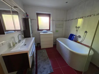 8-Zimmer-Immobilie kaufen in Sankt Veit an der Glan – 245 m² – Bild 12 von 16