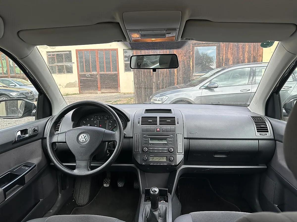VW Polo