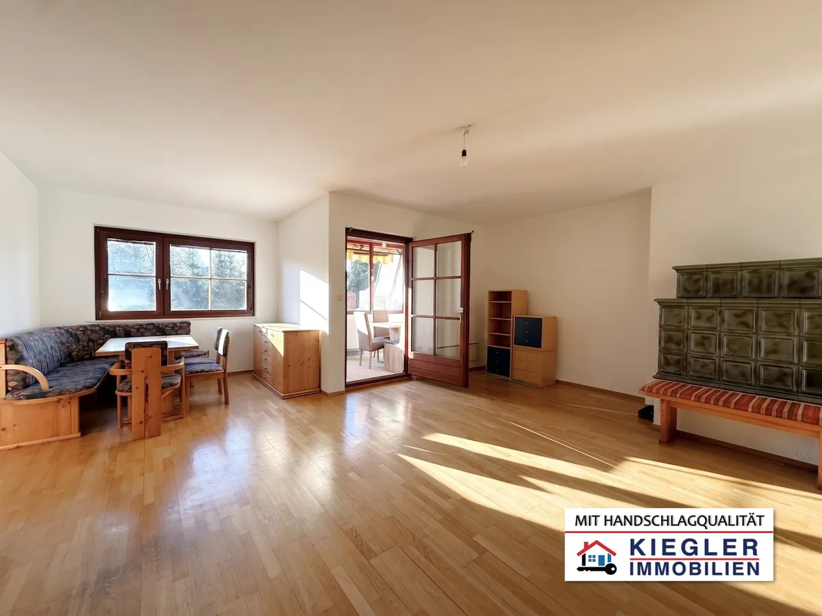 +++ TRAUMHAFTE 103 M² EIGENTUMSWOHNUNG +++ 3 ZIMMER, LOGGIA, KÜCHE, BAD, WC, KELLER, CARPORT, EICHGRABNER ZENTRUMSLAGE. - Ansicht 2