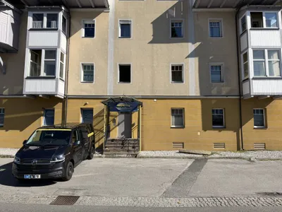 Gewerbeimmobilie kaufen in Zell am See – 40 m², € 120.000