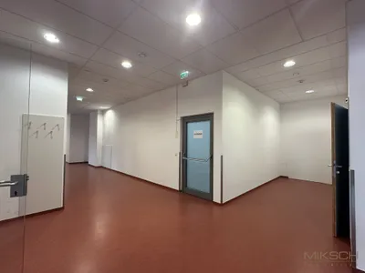 8-Zimmer-Gewerbeimmobilie mieten in Sankt Pölten – 267 m², € 12 – Bild 10 von 16