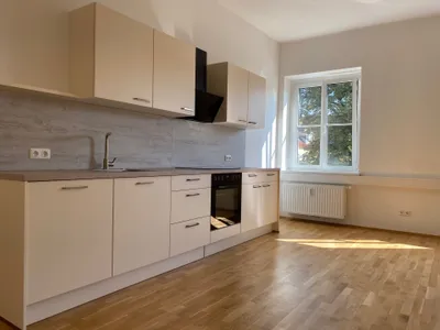 2-Zimmer-Wohnung mieten in Linz – 79,51 m², € 1.099