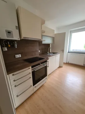 3-Zimmer-Wohnung kaufen in Gmunden – 76 m², € 320.000 – Bild 1 von 11