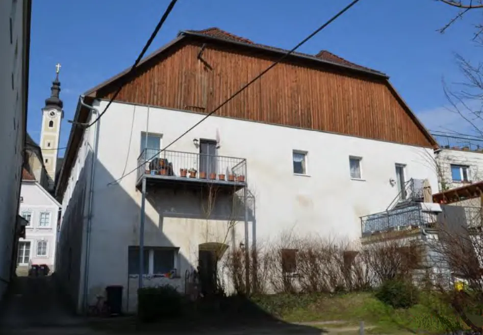 Stadthaus mit Potential und großem Grundstück - Widok 3