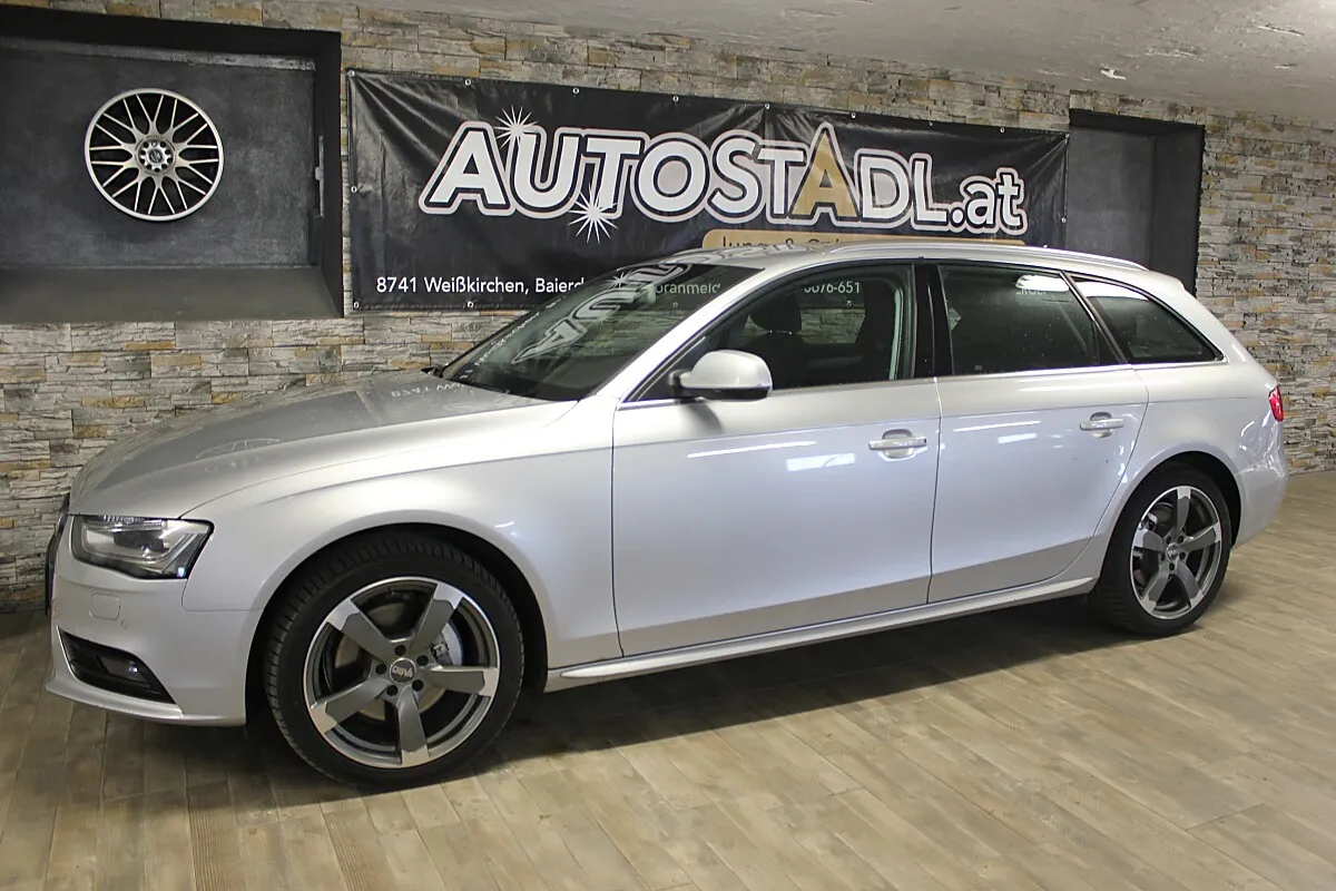 Audi A4 2012 photo 3