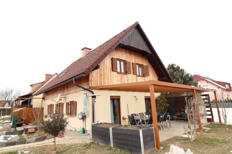 Schön renoviertes Wohnhaus in ruhiger Lage mit fünf Zimmer auf 118 m² und 745 m² Grund zu verkaufen - Ansicht 2