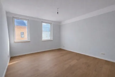 2258/43
